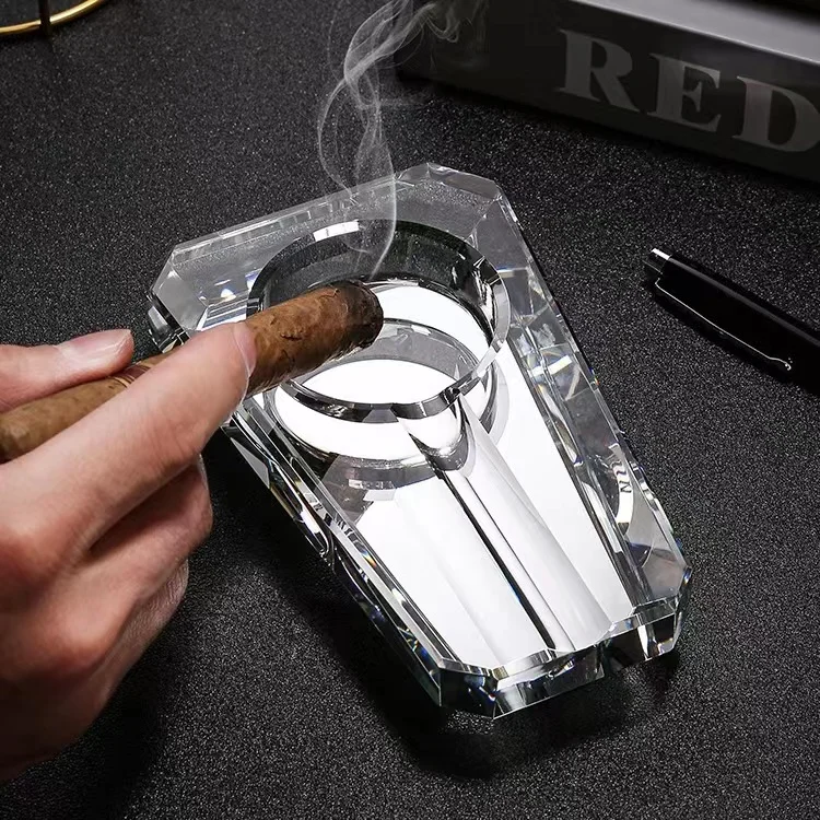 Custom ashtray hotel triangular black transparent gray manual cutting crystal glass ashtray Cigar Ashtray