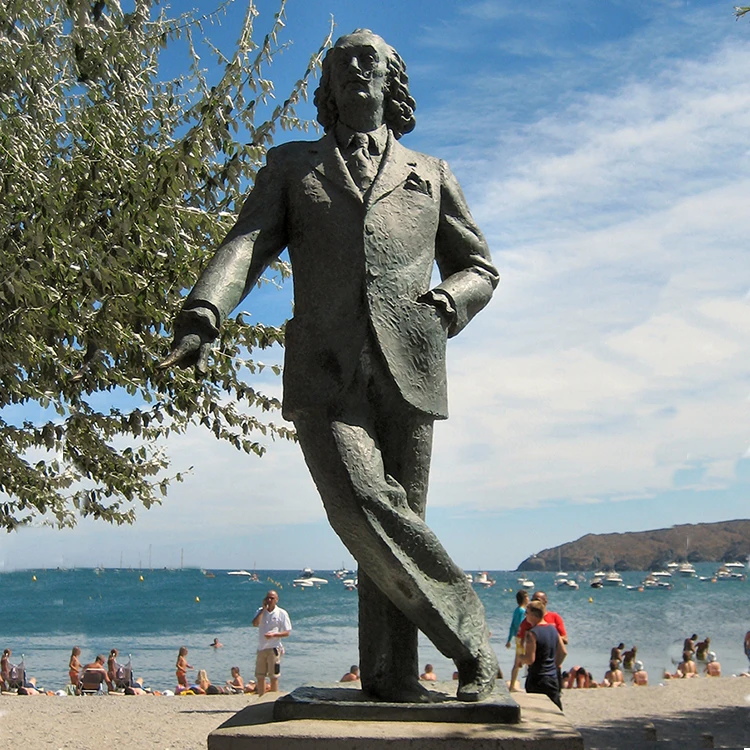 Custom Home Garden decoration life size Famous artist Salvador Dali bronze sculpture