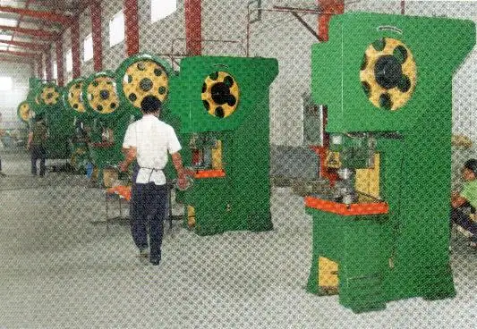 Hydraulic press 300T