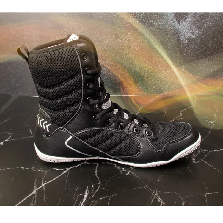 2021 Latest Design outlet store Professional Combat Fitness Body building Boots  customize boxing shoes for men