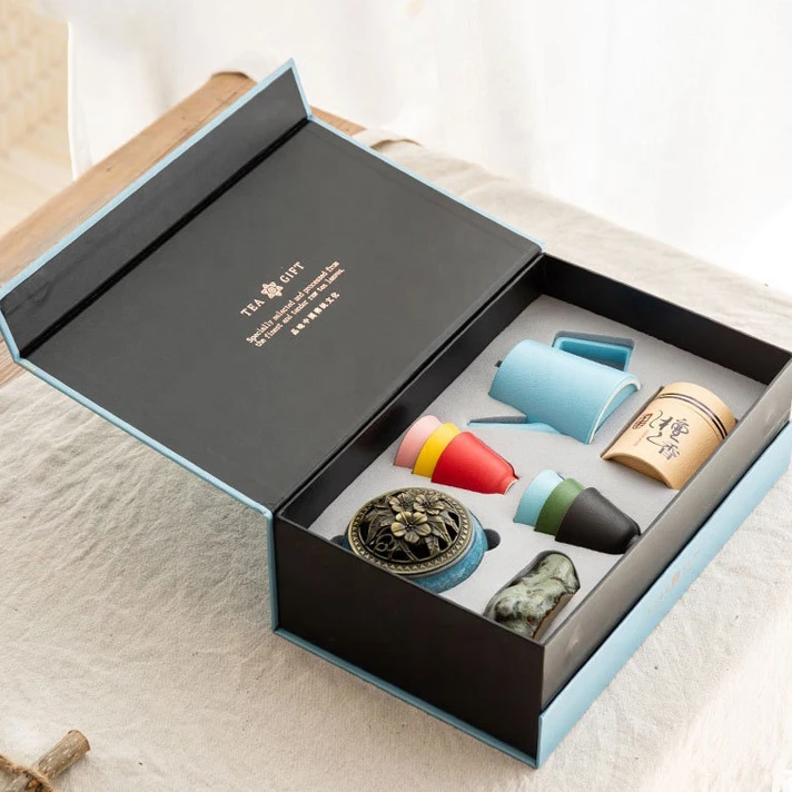 
Custom Logo Printed Recycle Paper Box Folding Corrugated White Gift Shipping Packaging Mailer Box For Dress/Clothes/Shoes/Gift 