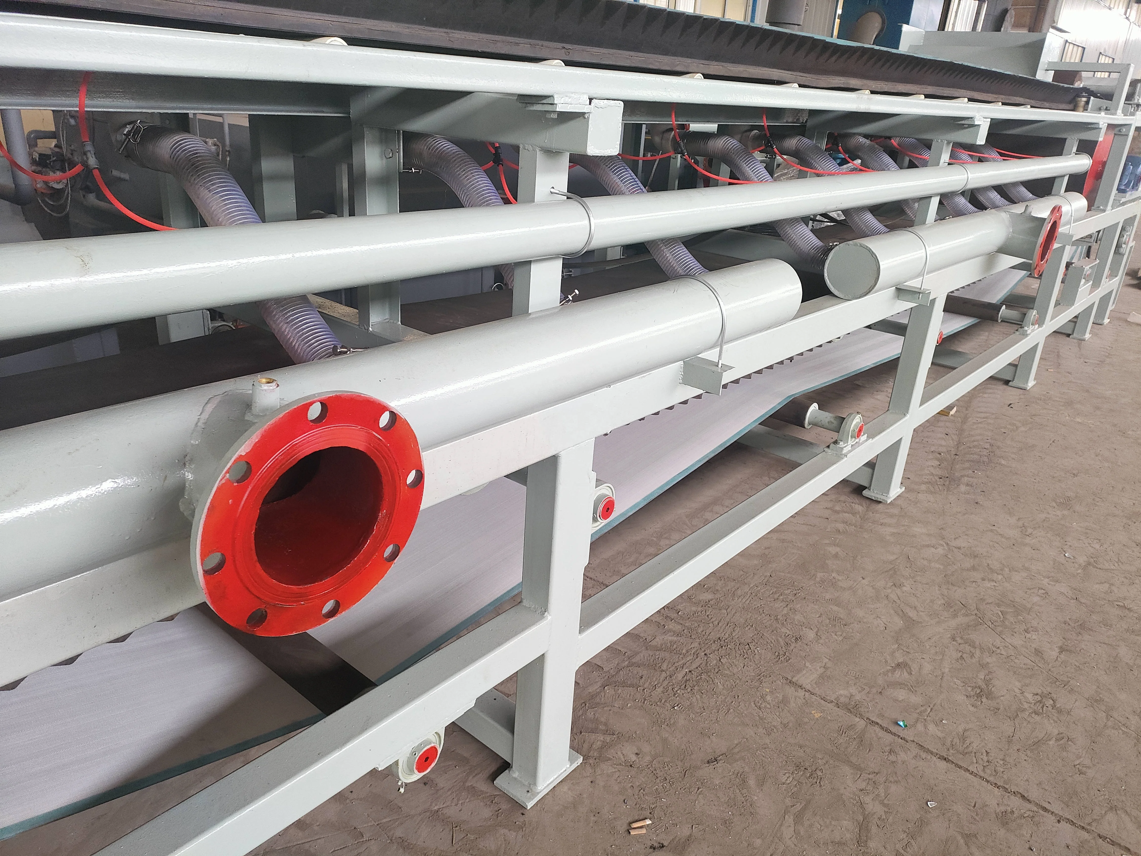 Mining Industry User Vacuum Belt Filter Operation Press Continuous Vacuum Belt Filtration System
