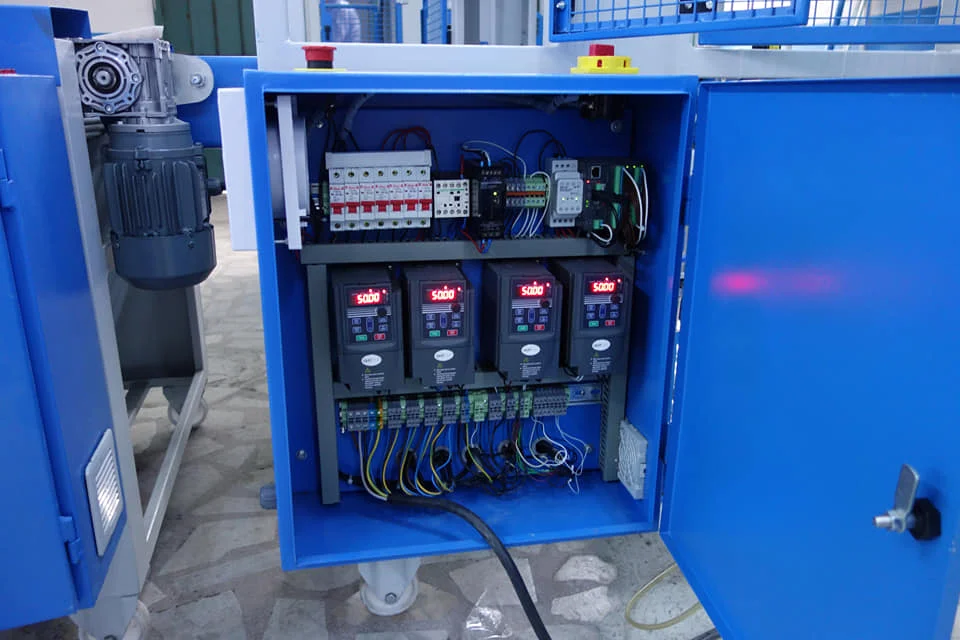 Cheap price High quality 55kw 380V variable frequency drive inverter vsd AC Drive with break unit and EMC filter