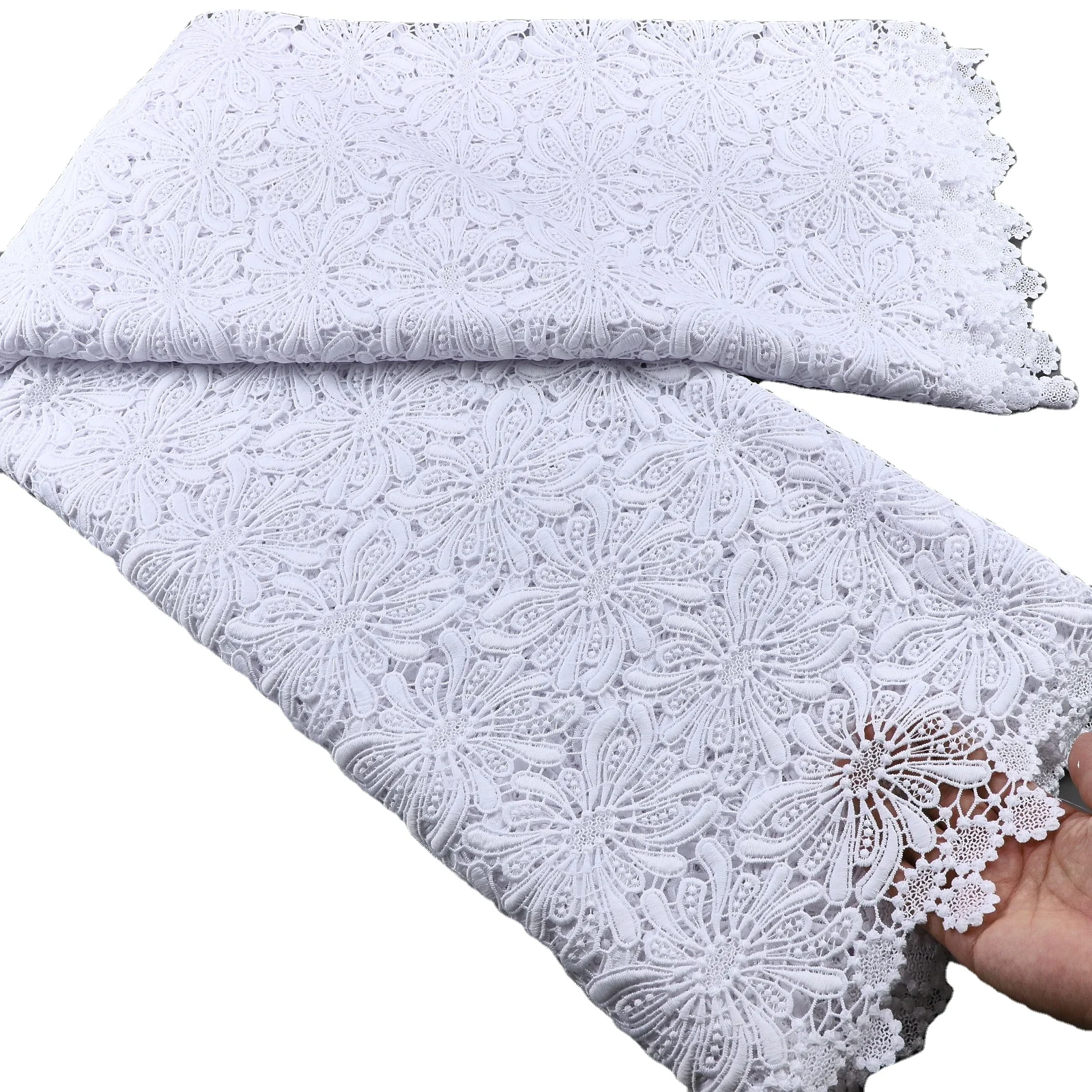 2023 High quality soft water soluble lace Nigerian women embroidery fabric comfortable  guipure lace fabric for wedding/party