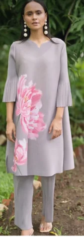 Newest Customized Indian femala Elegant Original design Solid Color Floral design Plus Size Miyake Pleated Two Pieces Set