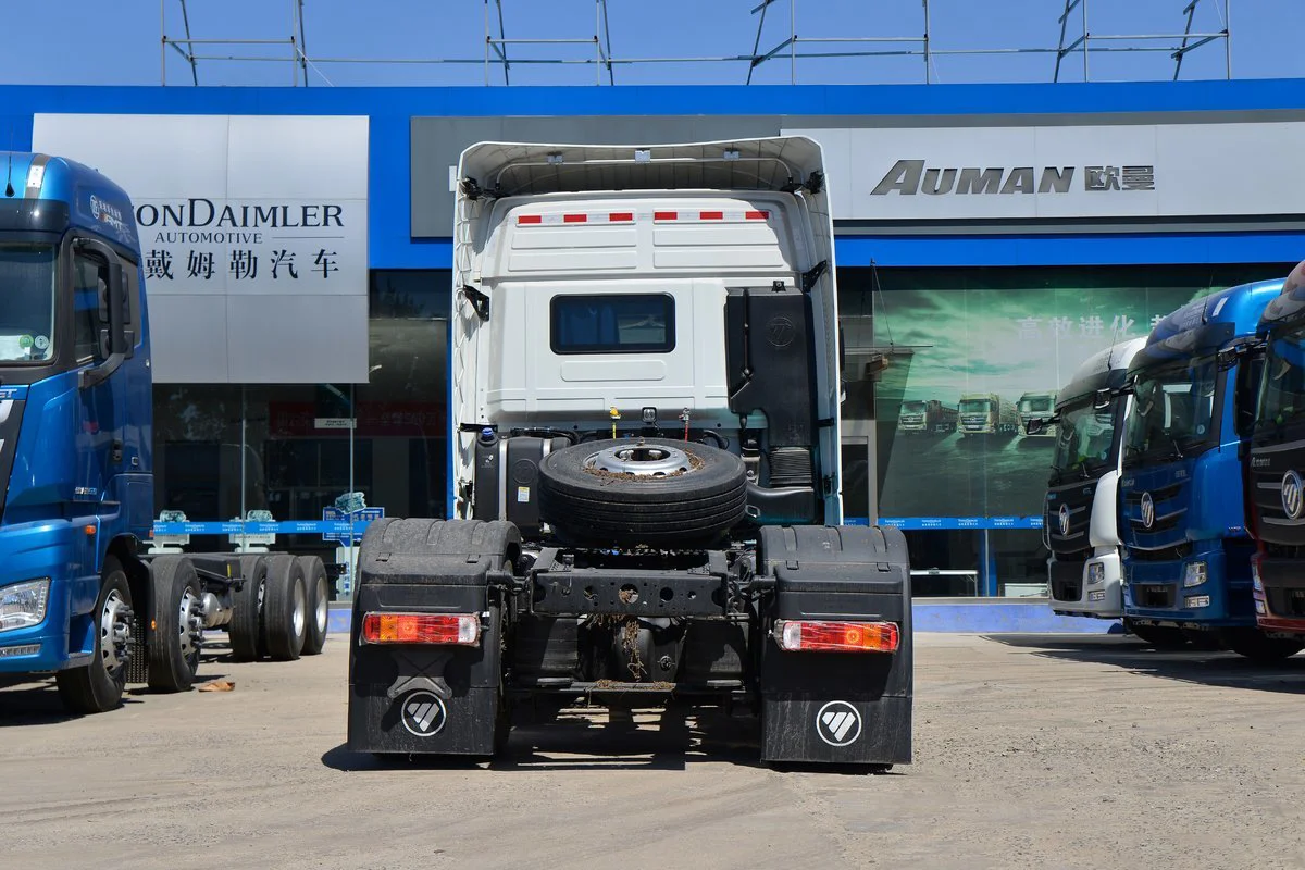 China new 380hp 450hp 4wd walking tractor engine trucks for sale low price