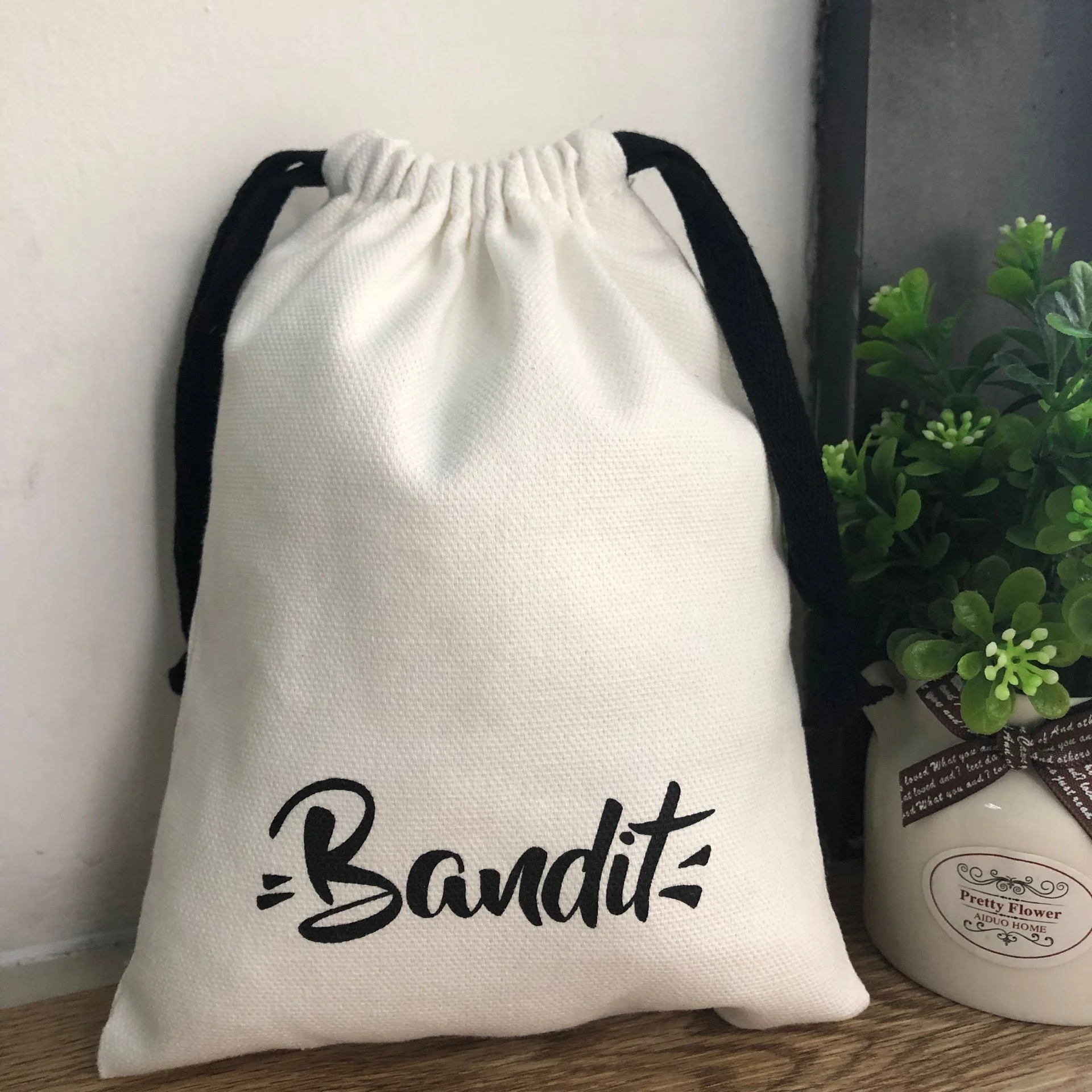 Free Sample Small Cotton Canvas Gift Bags Fancy Canvas Drawstring Gift Pouch