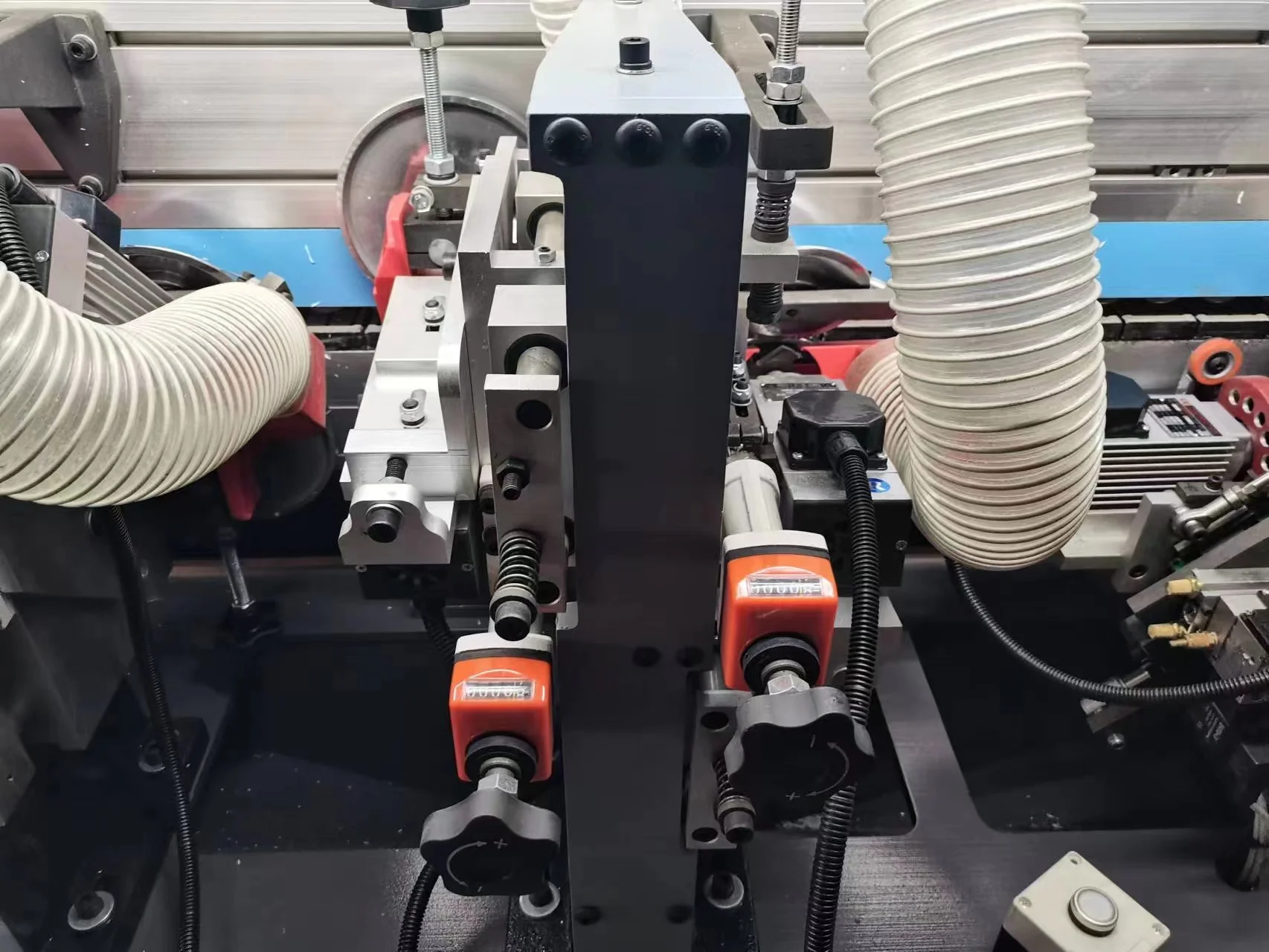 Full 9 Functions Furniture Automatic Pre Milling Slotting Edge Banding Machine