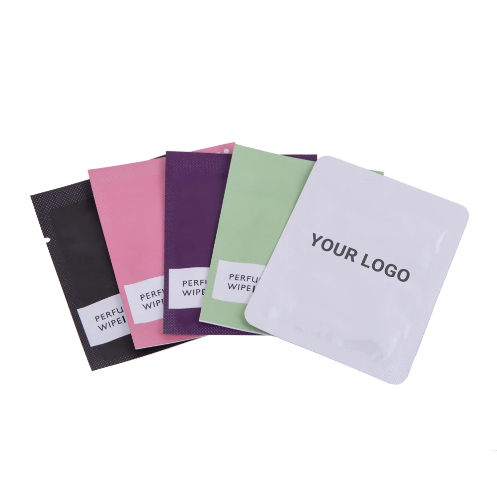 Outdoor Fresh Fragrance Wipes with Perfume Oil Eau de Parfum for Convenient Use