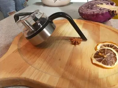 New style Non-Slip Handle Auto Oil Pot Dispenser For Kitchen Cooking