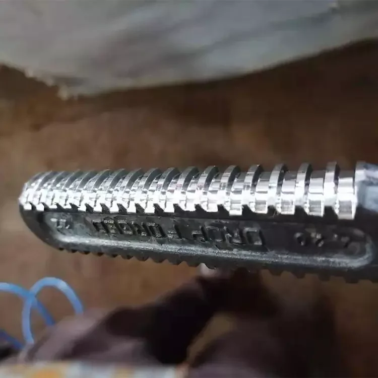 High Quality High Precision Whirling Water Pump Thread Milling Machine