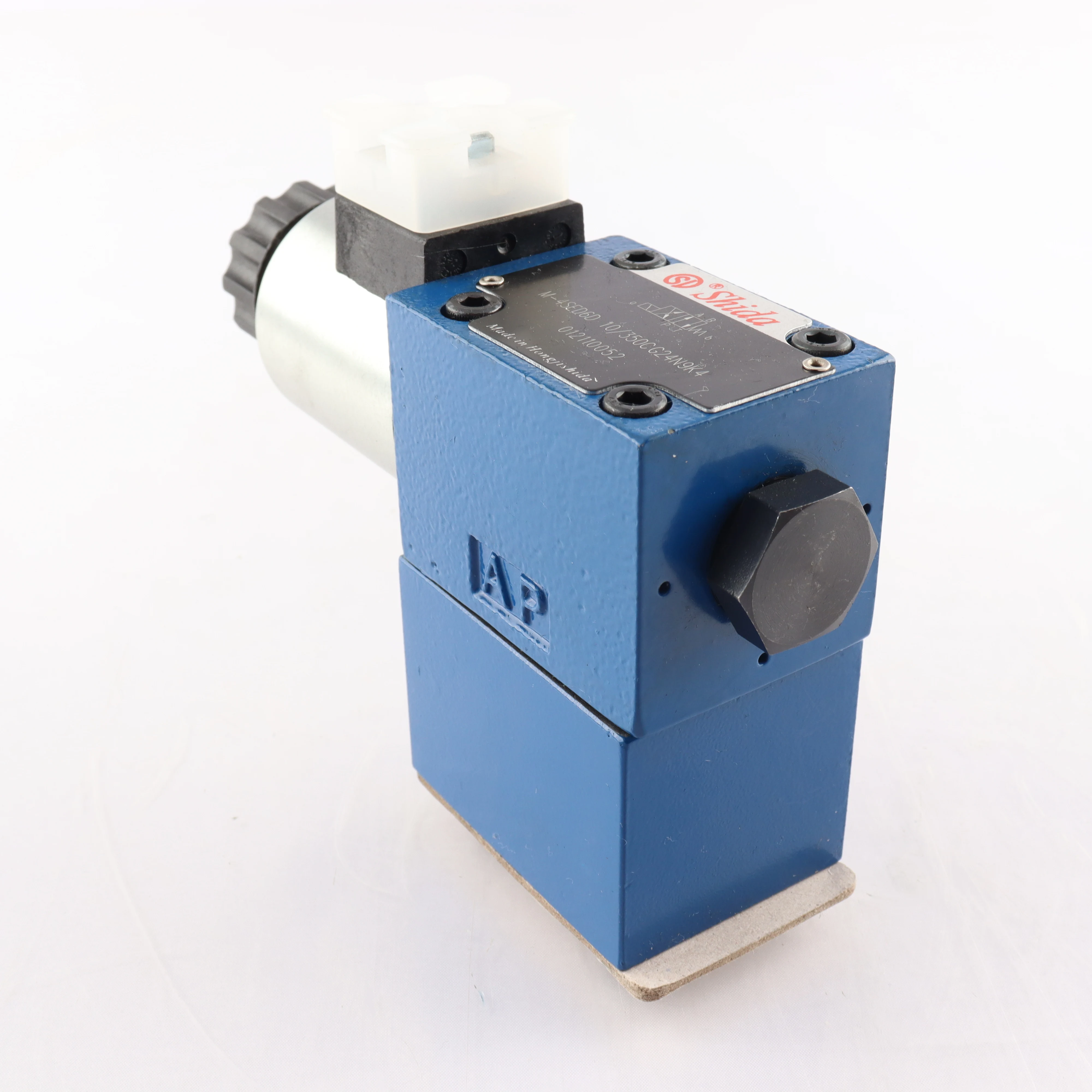 Direct Acting Electromagnetic Directional Globe Valve Directional valve Solenoid Ball Valve M-4SED6D 10