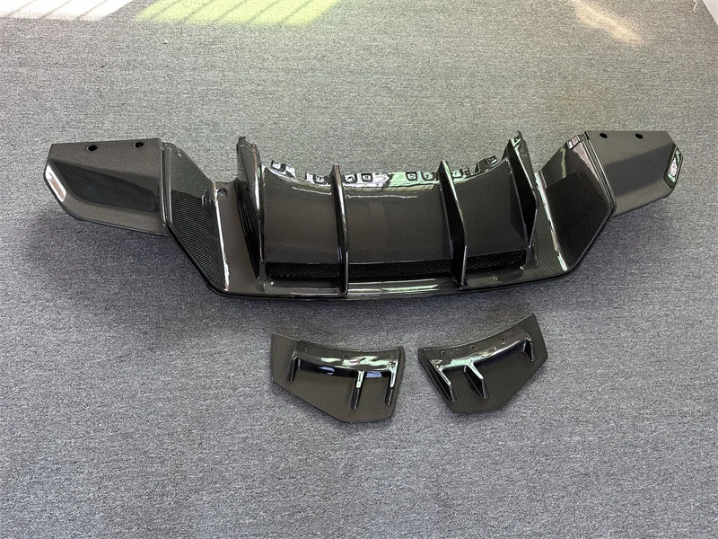 for Audi R8 high-quality p style, dry carbon fiber front lip, front bumper, splitter, side skirts, rear diffuser, rear