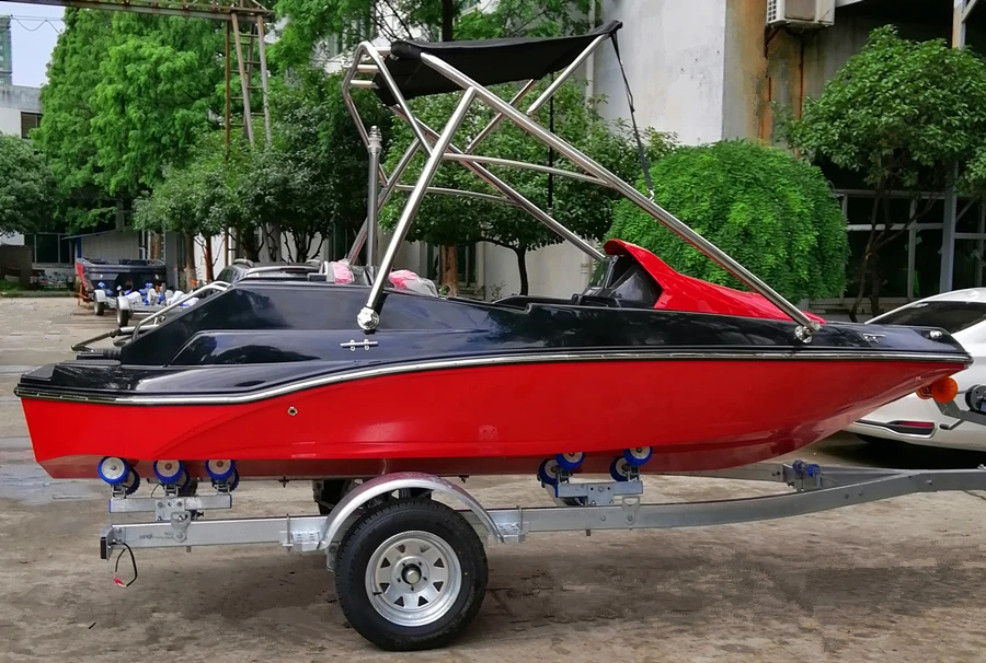 4.8m CE certified similar jet ski outboard engine style leisure FRP boat for sale