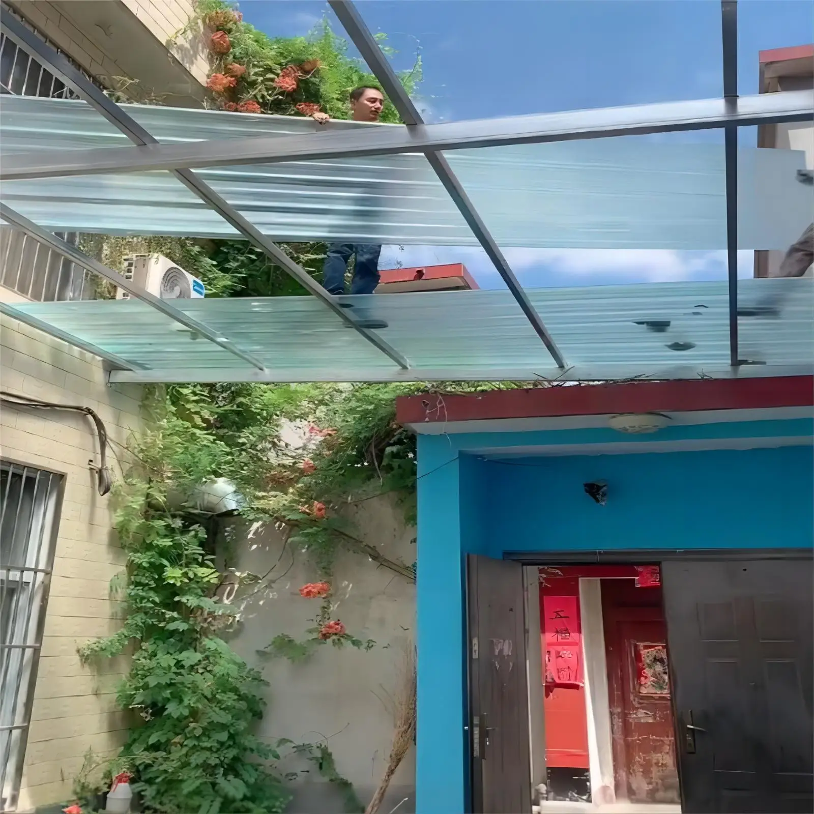 Sun Sheets Fireproof Plastic Glass Plastic Polycarbonate Corrugated Roofing Sheets for Greenhouse