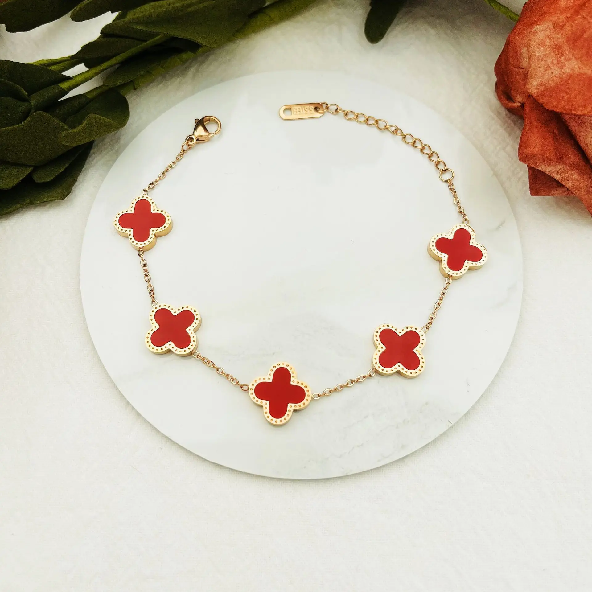 Fashion Jewelry Lucky Ladies Four Leaf Clover Bracelet 18K Gold Plated Stainless Steel Bracelet