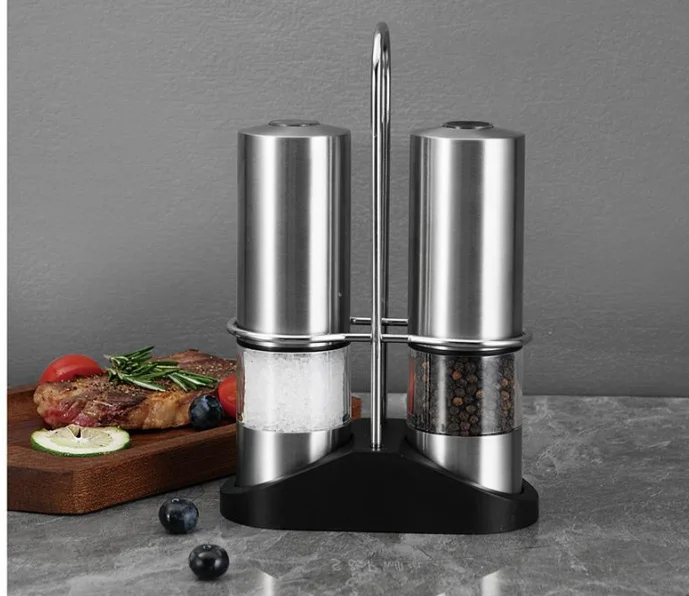 USB RECHARGEABLE SALT AND PEPPER GIRNDER