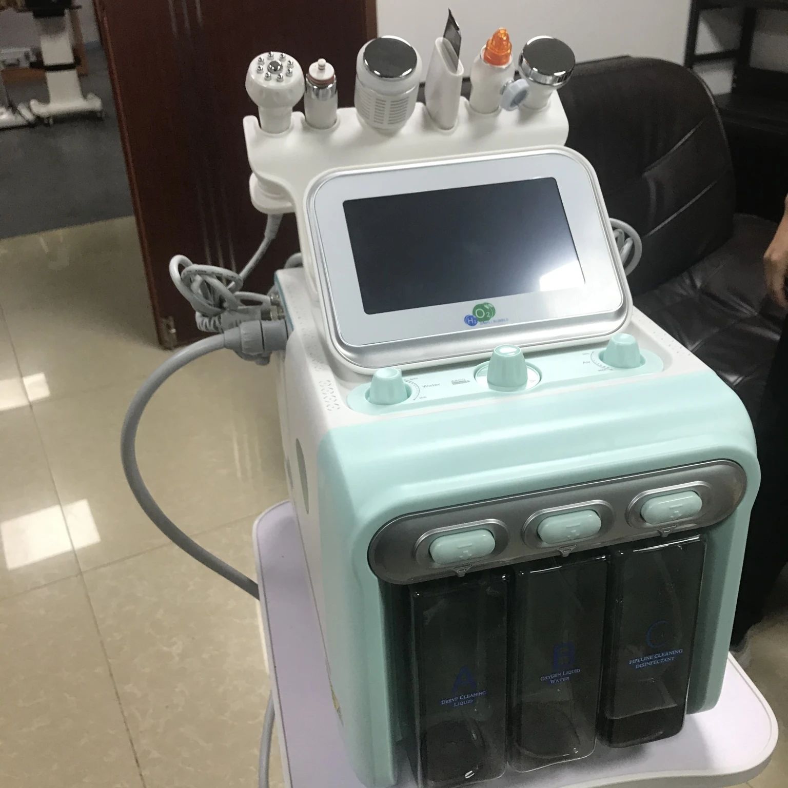 Beauty Professional 6 In1 Microdermabrasion Hydra Beauty Machine Max HEART Technology SEA Medical Packing Technical Parts Sales