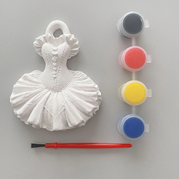 Wholesale kids diy painting sets paint gypsum doll for DIY