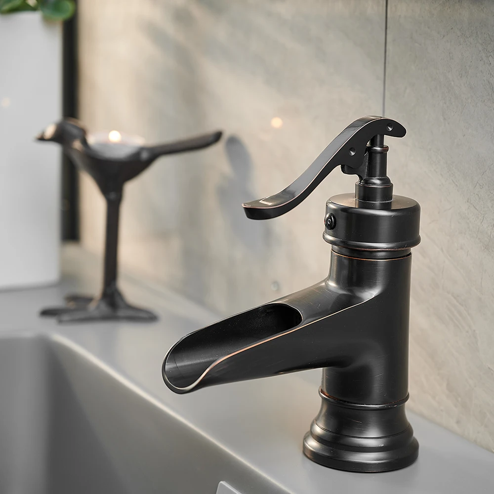 Qatar Commercial Single Handle Kitchen Faucet for Kitchen Sink Home Decoration Paper Box Ceramic Hotel Modern Kitchen 3 Years