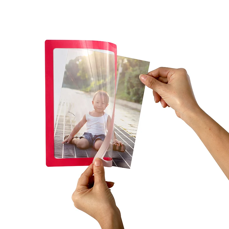 UCI New Arrival 2021 Reusable Sticky Photo Frame 4 x 6 inch Removable Photo Frame Cling to smooth glossy surface (1600284384867)