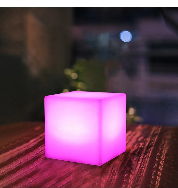 2021 popular furniture waterproof plastic acrylic RGB outdoor remote control light up led chair 10cm LED cube
