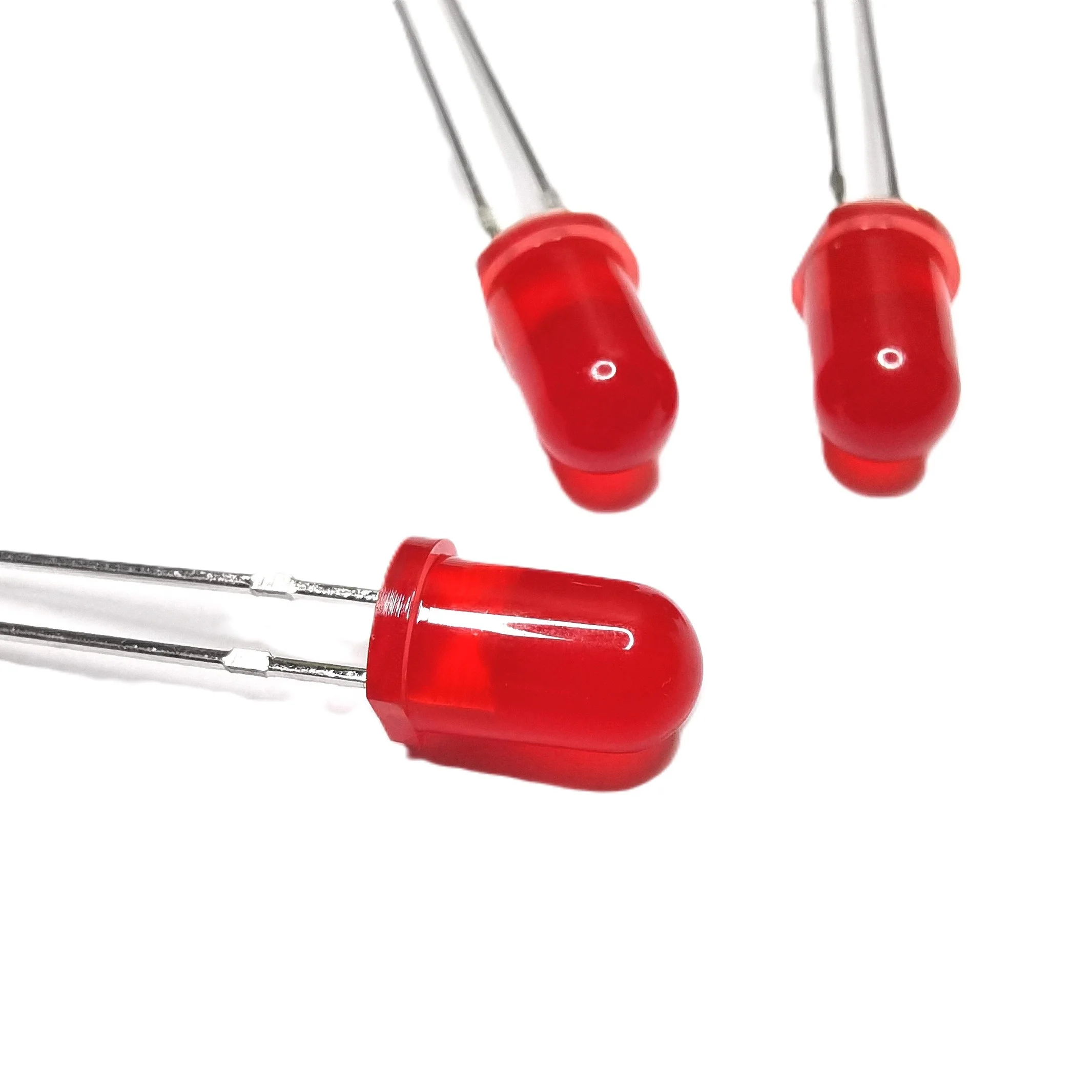 Manufacturer Offer Competitive Pricing 625nm Round Diffused Red Light 5mm Leds