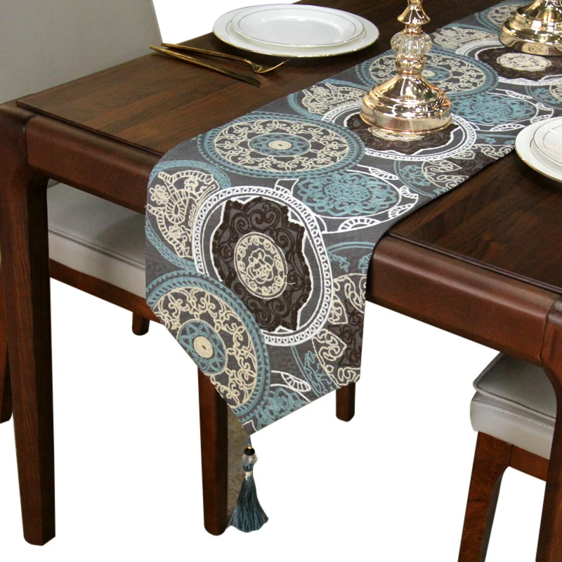 
Hot sale European luxury floral pattern Christmas decorative table runner for home hotel banquet 