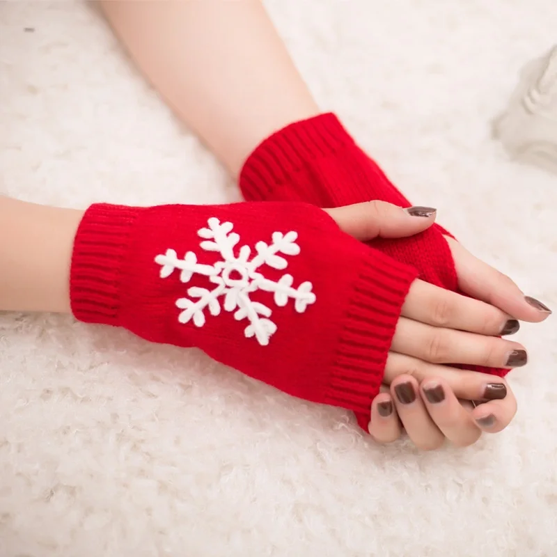 New knitted snowflake embroidery pattern warm gloves Wholesale
