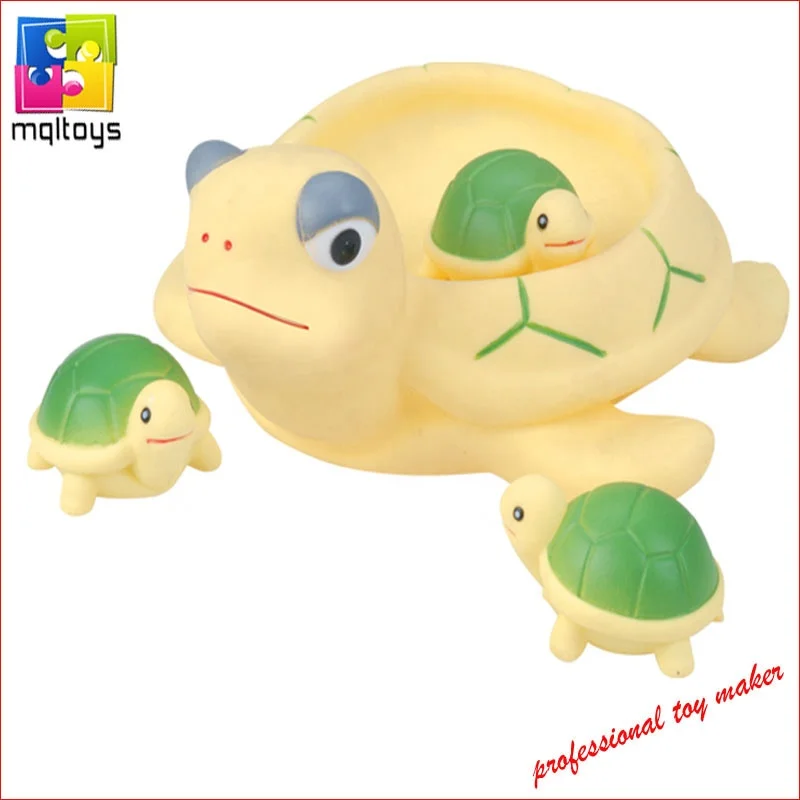 Eco-friendly floating yellow duck with 3pcs small yellow duck