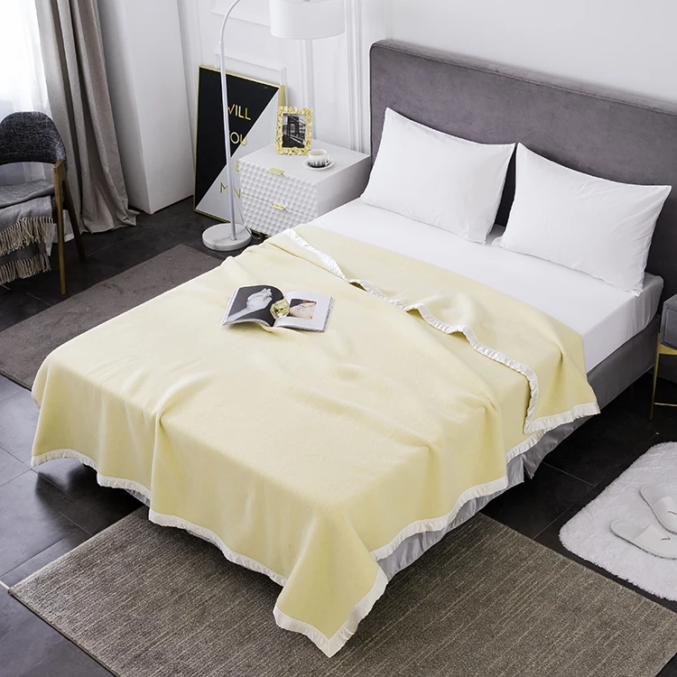 2024 Hot Design Hotel Wholesale Luxury Soft 100% Polyester Coral Fleece Blanket