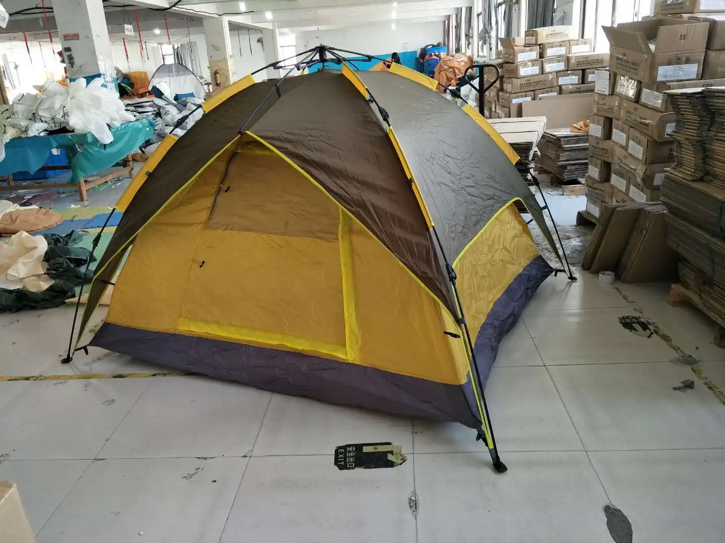 OEM ODM Customizable Middle East Saudi Arabia 3 Person Mesh Tent Pop Up Mosquito Net Tent Camping