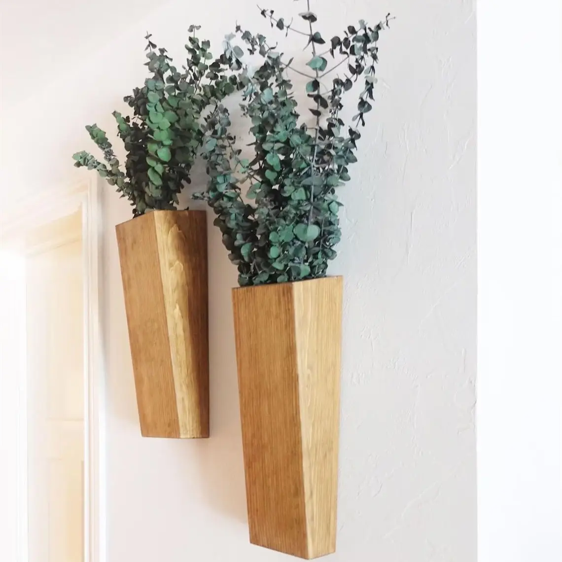 Wall Mounted Wooden Flower Vase Wall Planter Artificial Greenery Indoor Plants Holder
