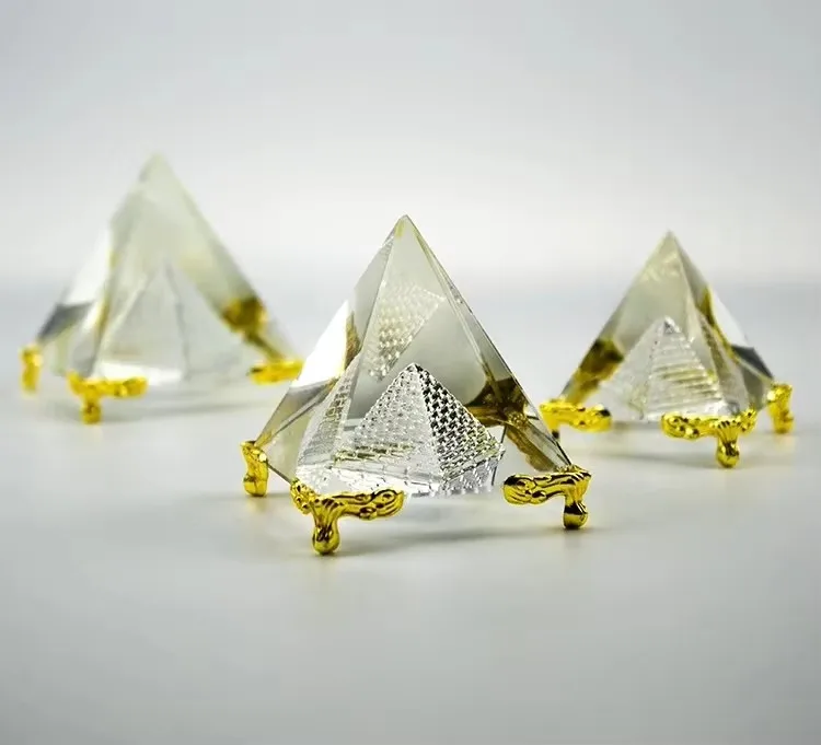 Crystal Pyramid Iridescen Crystal Rainbow Color Prism Desk Ornament Glass Paperweight Pyramid