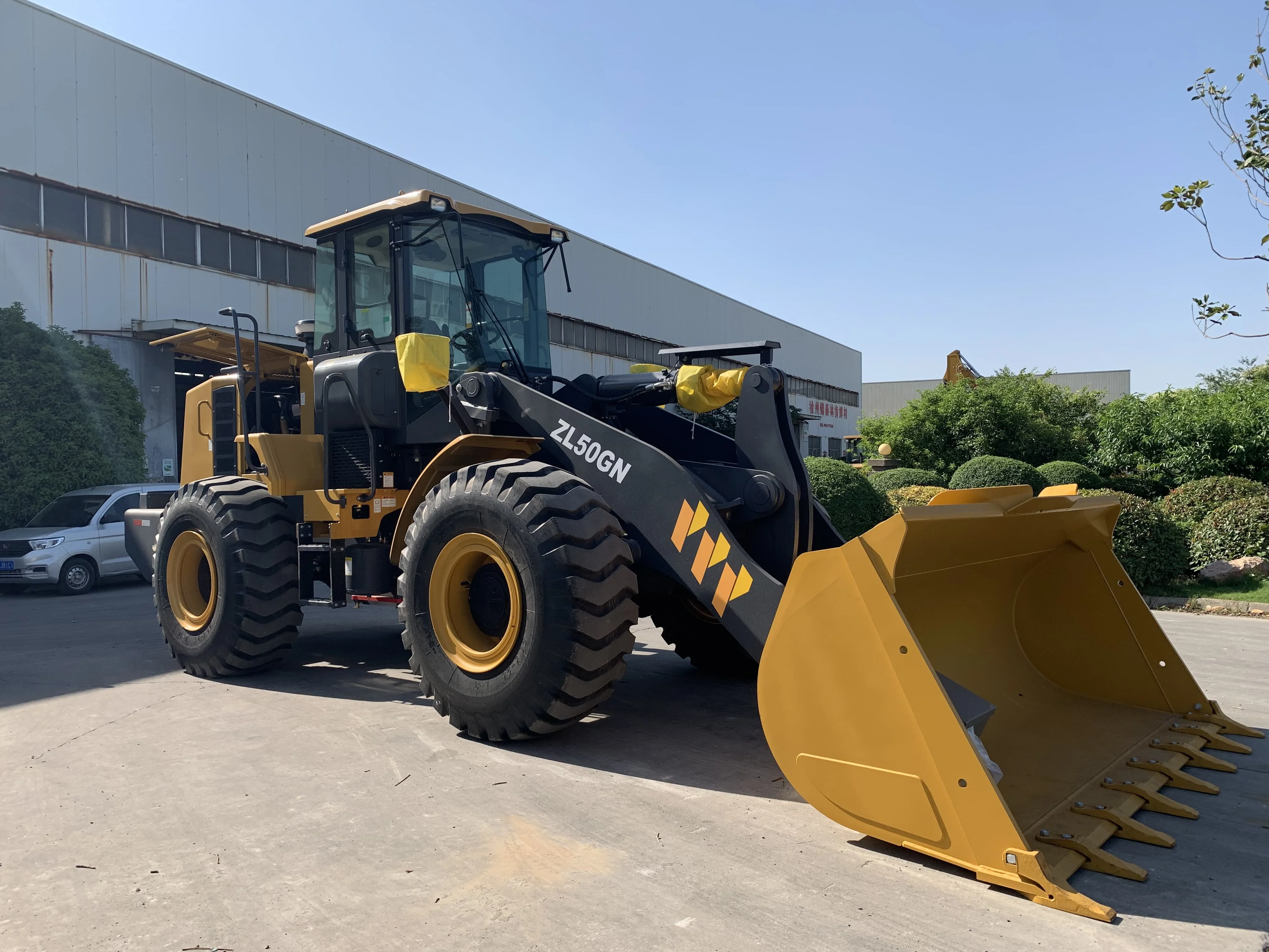 China Hot Selling  Earth Moving Machinery 5.5Ton Rated Load 3CBM Bucket Wheel Loader ZL50GN