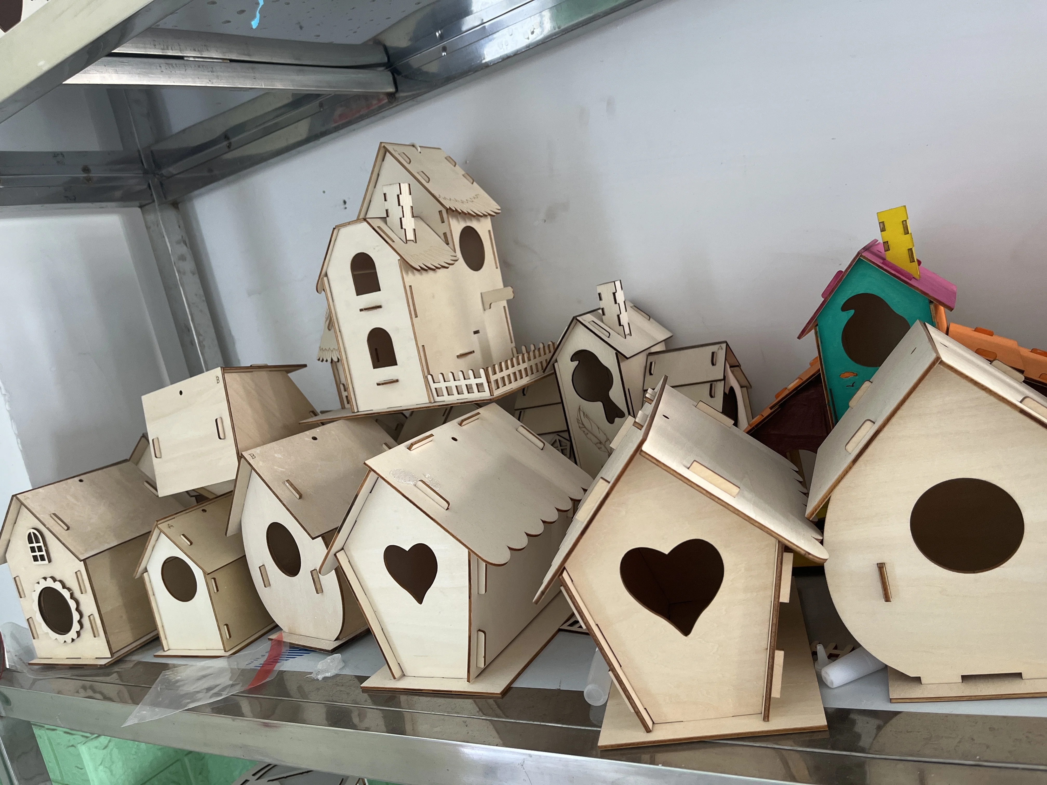 USMILEPET New Bird House Crafts for Kids Ages 5-8 Buildable DIY Birdhouse Kit for Children to Build Wood Craft Project Kits