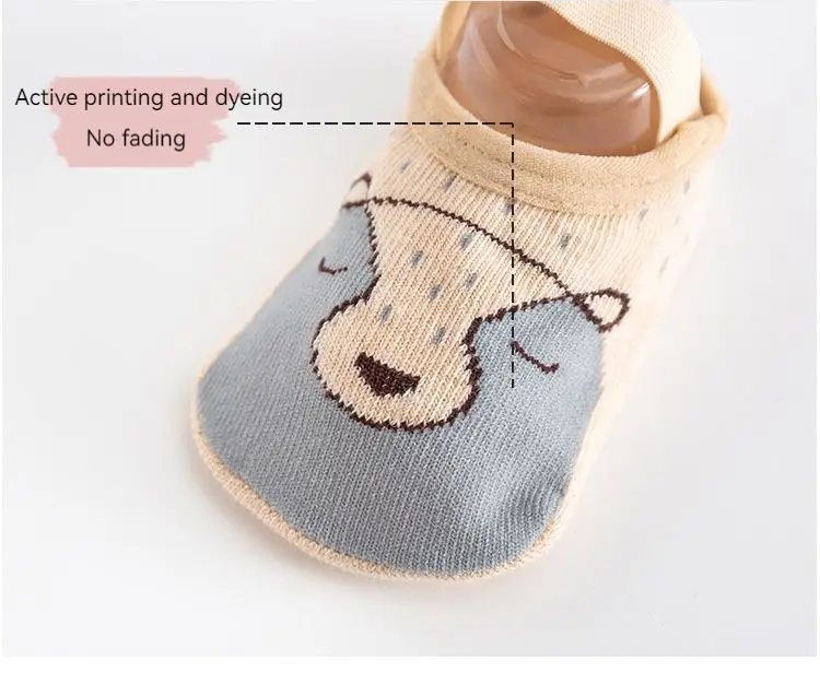 Wholesale hot sale comfort cotton anti slip toddler socks non skid ankle cartoon animal pattern baby non slip cute socks
