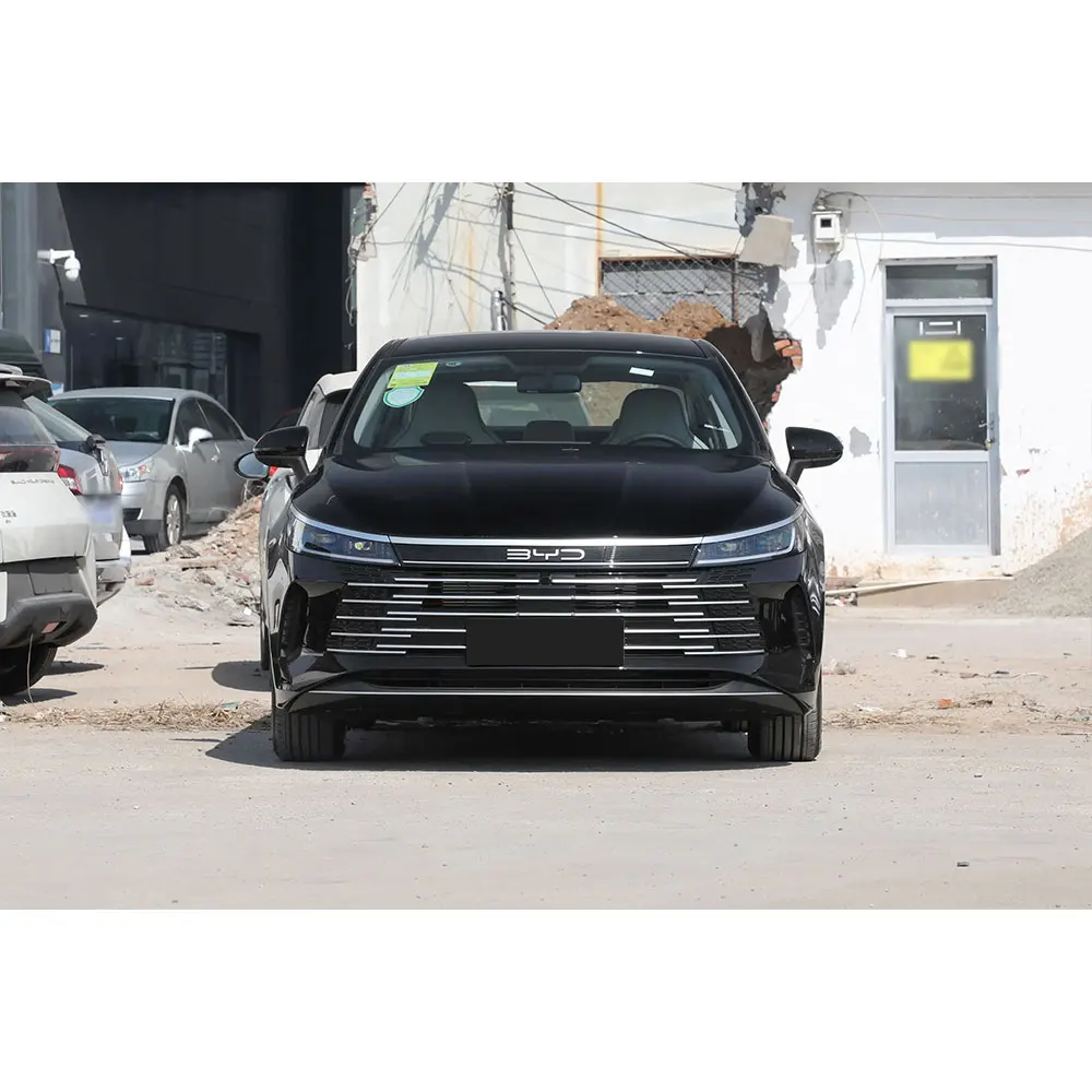 Купить Высокопроизводительные гибридные автомобили BYD King 4-дверный 5-местный седан новые энергетические произведенные в Китае
