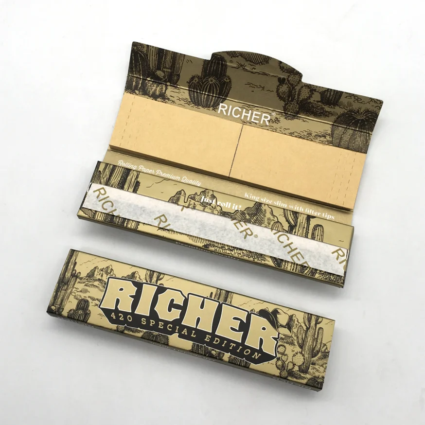 Custom Smoking Rolling Paper Black Paper Gold Filter Tip Oem Cigarette Tobacco Paper For Wholesale Stock 33 Leaves 50 Booklets