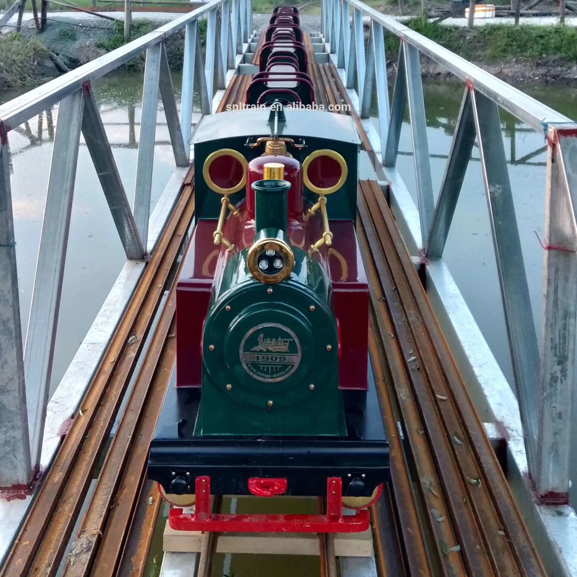 
Мини-поезд аттракционов 