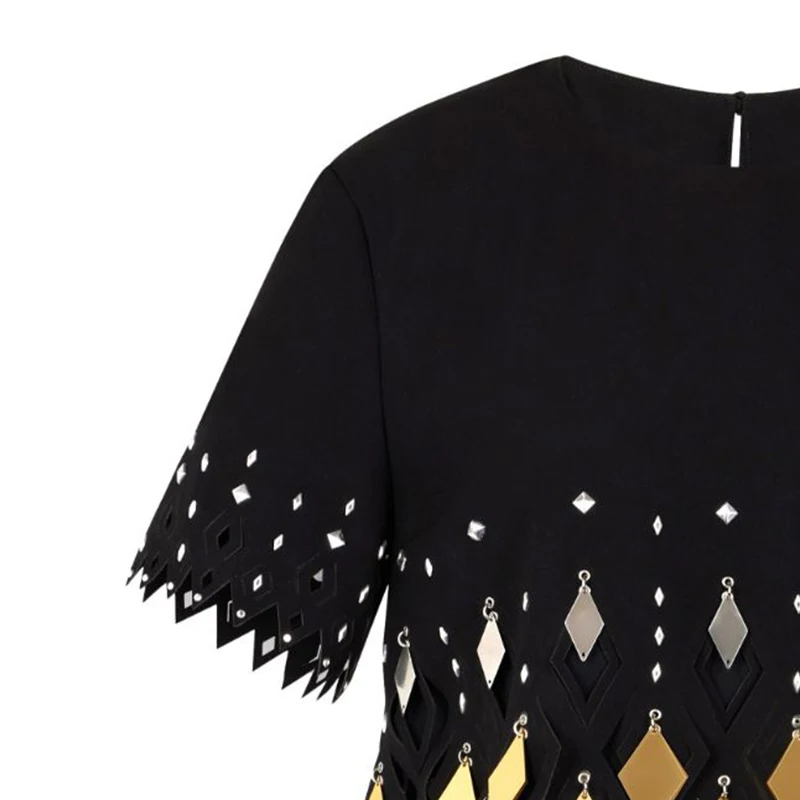 Innovative Designs Custom Rhinestone Sequin Fringe Ladies Top Hanging-details Cropped T-shirt With Metallic Hanging Pieces