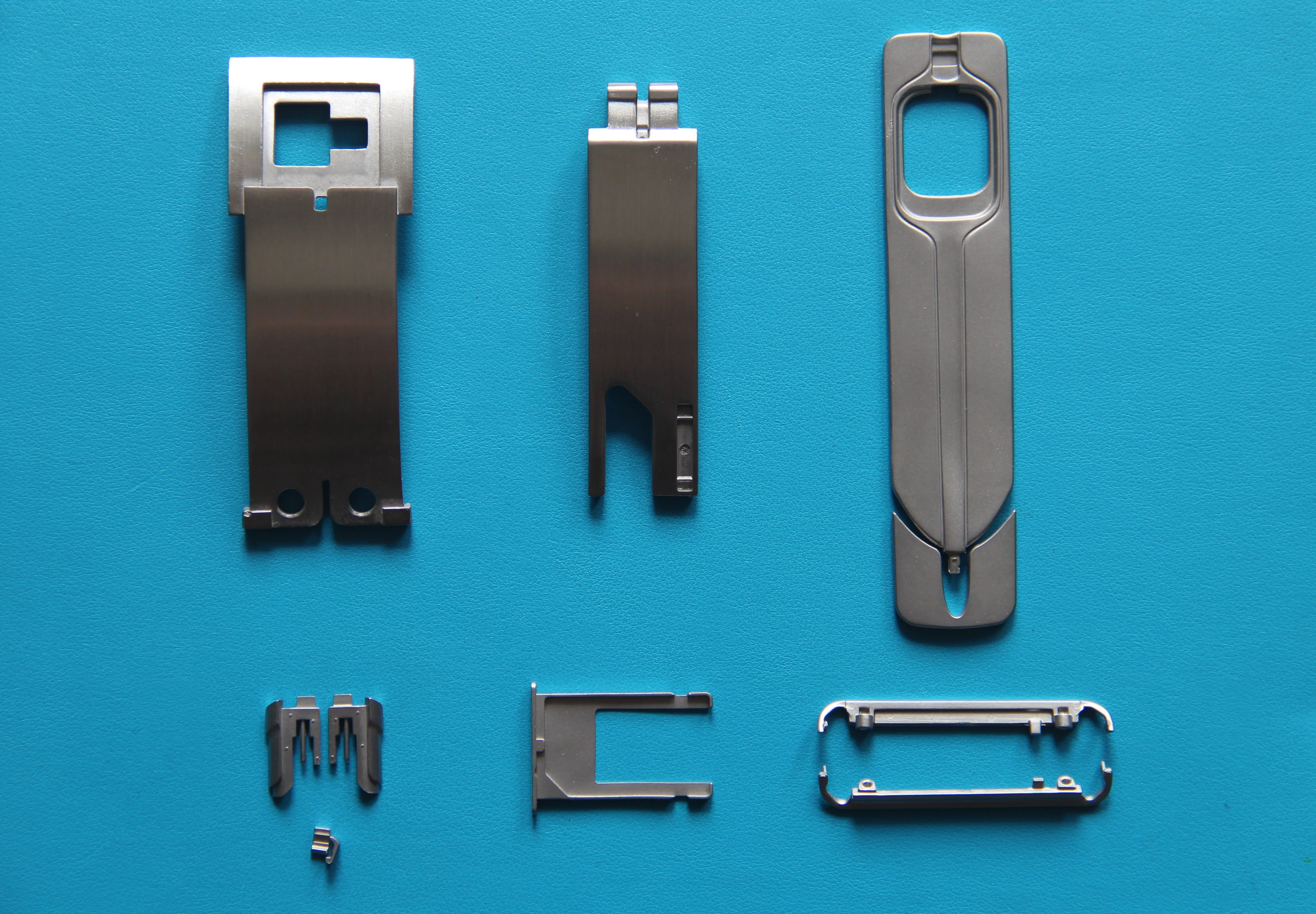 MIM metal injection molding Sintered stainless steel , charge accessory