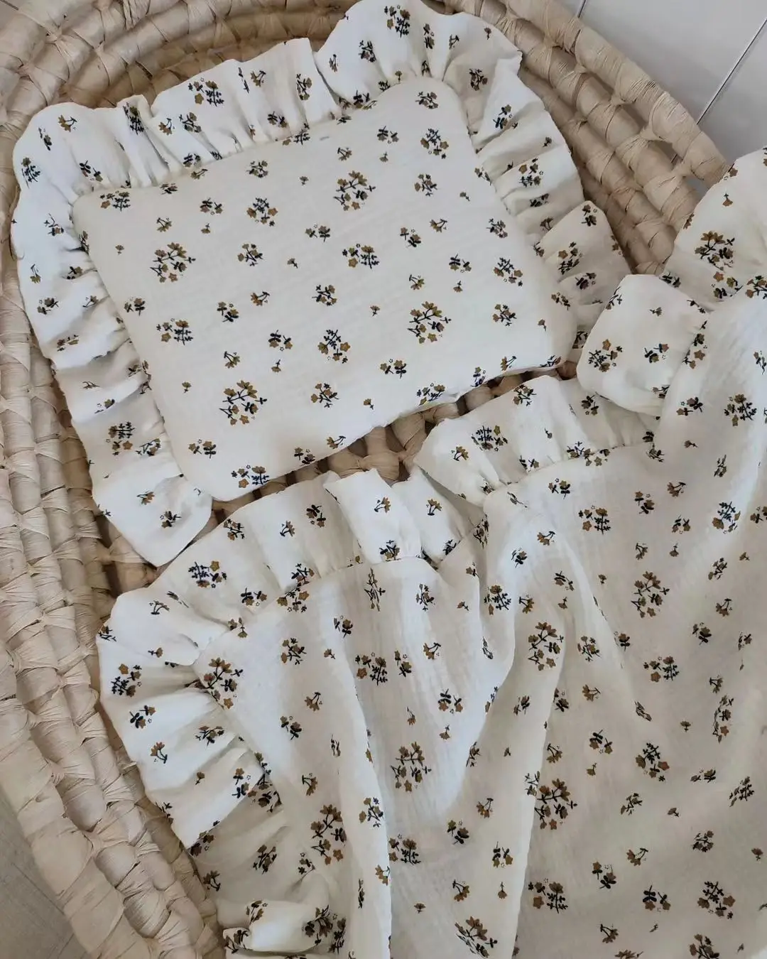 Baby Swaddle Wrap Soft Bamboo Cotton Receiving  Blanket For Baby Stroller Use Cute Bunny Unicorn Whale Baby Blanket 120*120cm