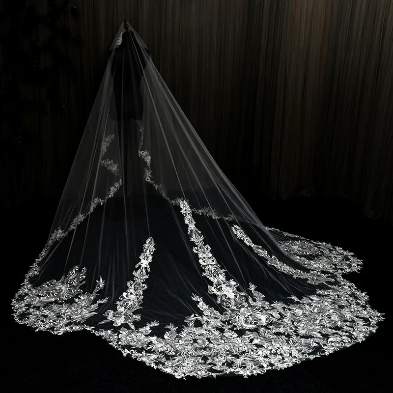 ROMANTIC Luxury Bridal Veils Cathedral Length Long White Ivory Lace Wedding Veils With Comb