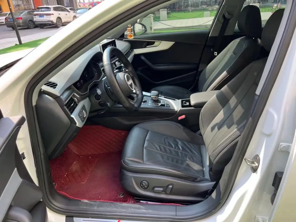 Wholesale 2020 audi A4L 2.0T taxi driving school online car-hailing for sale cheap used cars