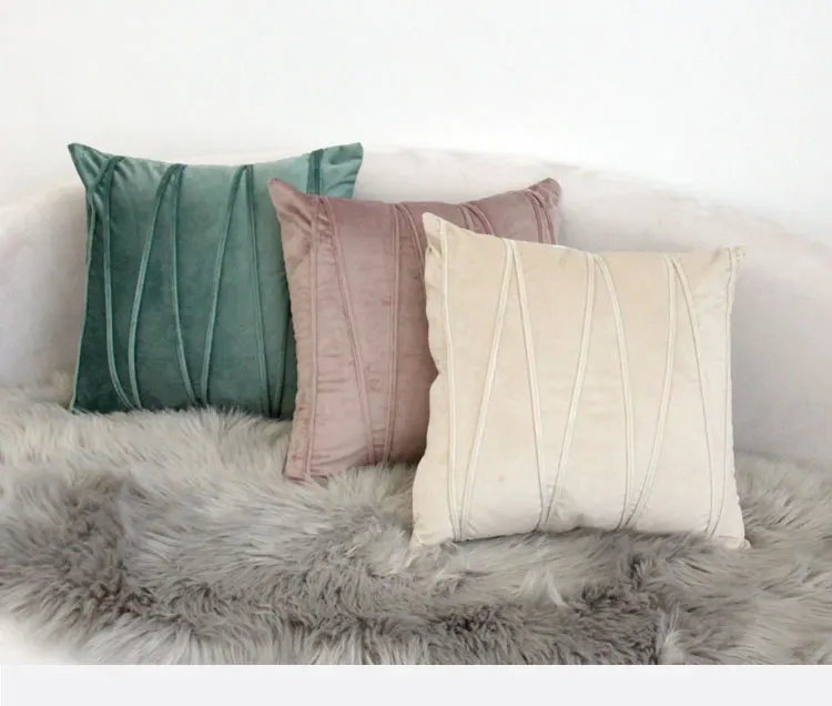 Customized decorative Square Velvet Throw Pillow Sofa Cushion Covers