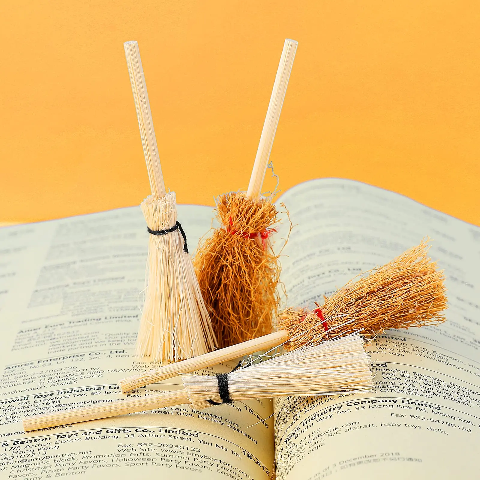 Natural Broom with Wood Handle Retro Soft Straw Broom for Cleaning Use it as a Decoration Wedding Witch Broom