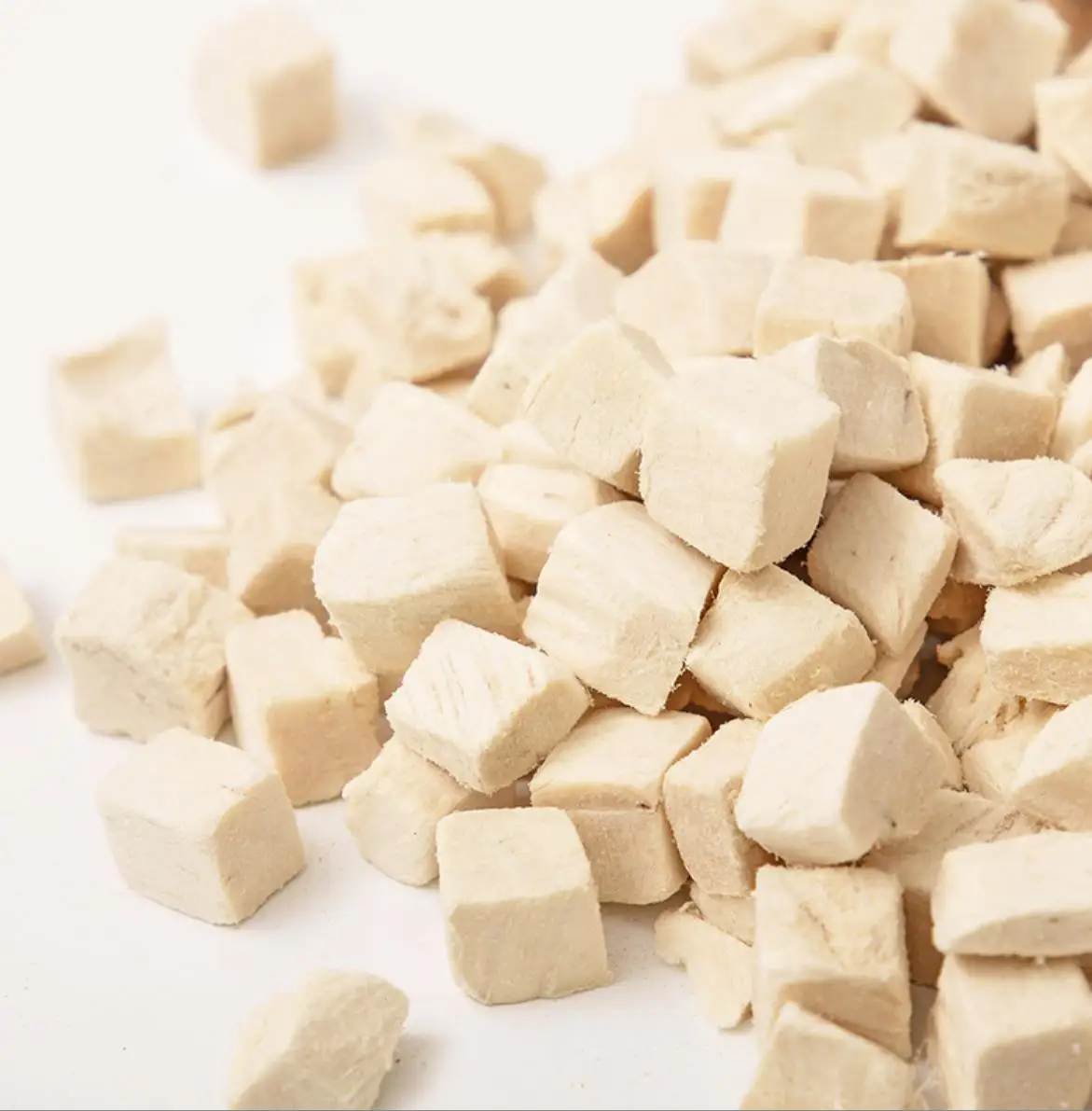 Freeze Dried small lamb cube Cat Food Zero additive Dry Pets and Cat&Dog Treats Dog Dental Chews