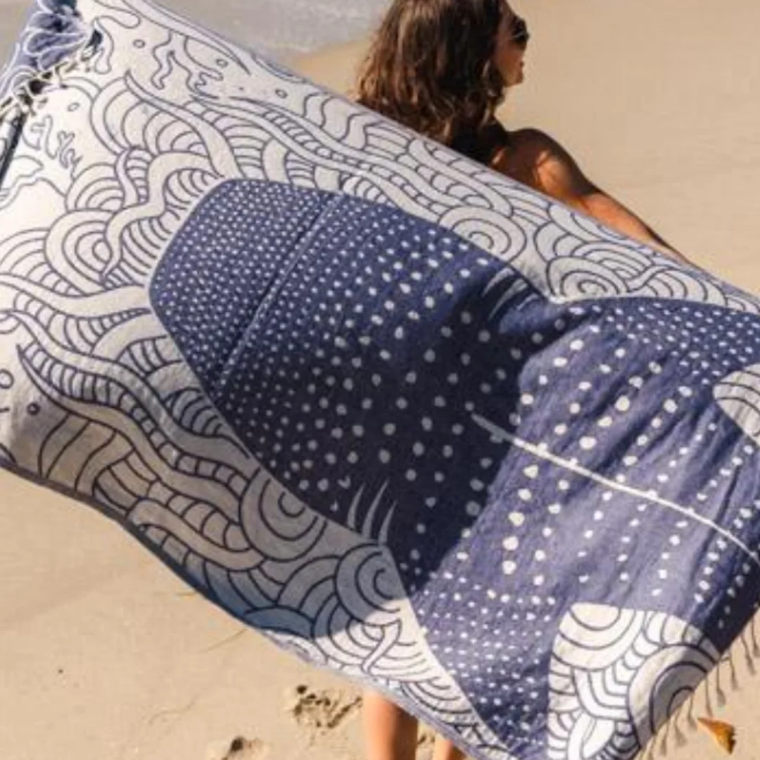 Water Absorbent 100% Cotton Turkish Sand Proof Lightweight and Portable Beach Towel