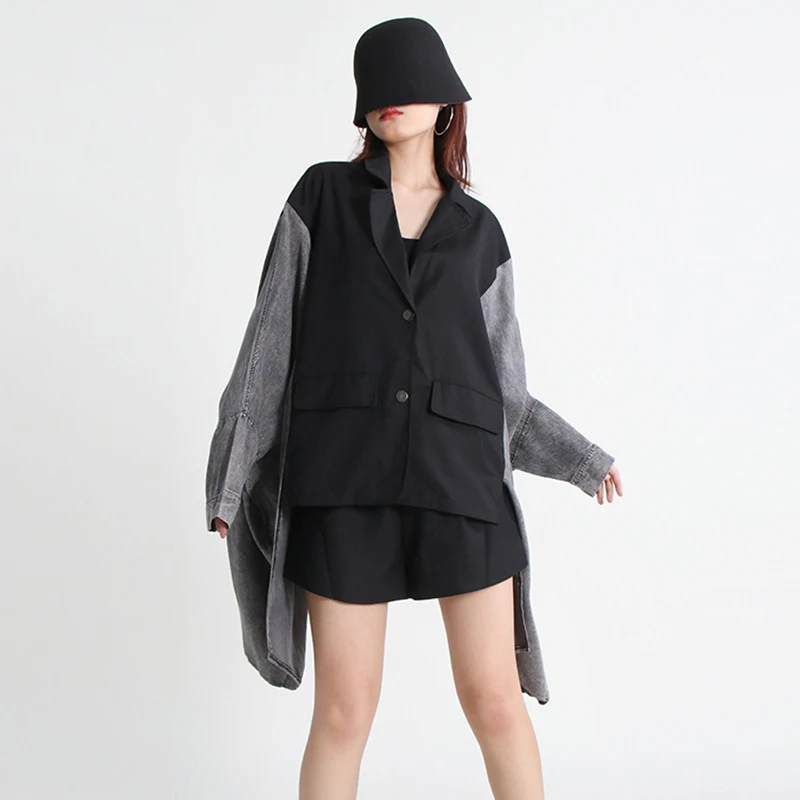 TWOTWINSTYLE Lapel Batwing Sleeve Patchwork Single Breasted Bat Sleeve Jackets For Women 2023